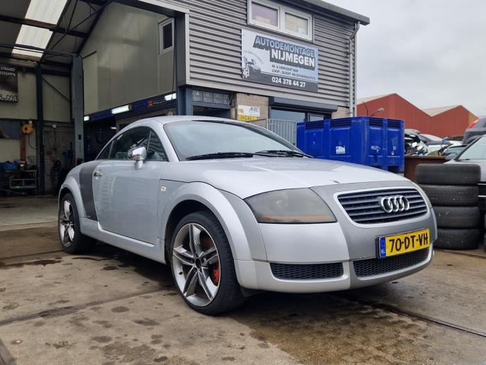 Audi TT 1.8 20V Turbo Sloopvoertuig (2000, Grijs)