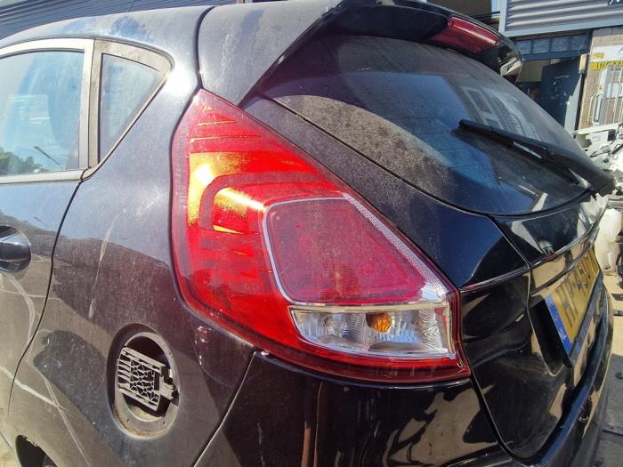 Ford Fiesta 6 1.5 TDCi Sloopvoertuig (2015, Zwart)