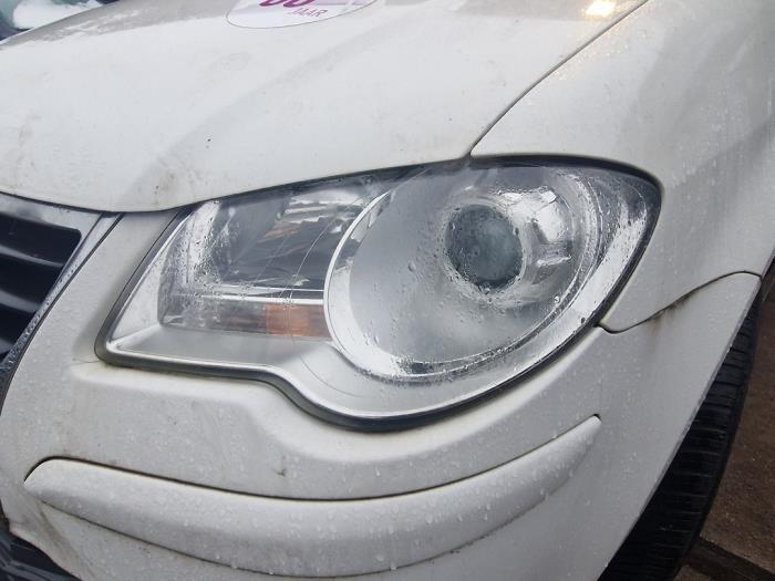 Volkswagen Touran 1.9 TDI 105 Euro 3 Sloopvoertuig (2007, Wit)