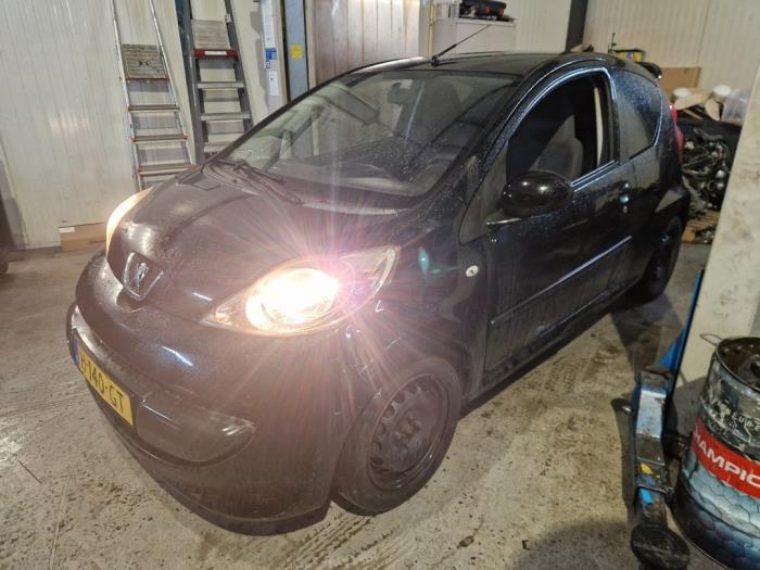 Peugeot 107 1.0 12V Sloopvoertuig (2006, Zwart)