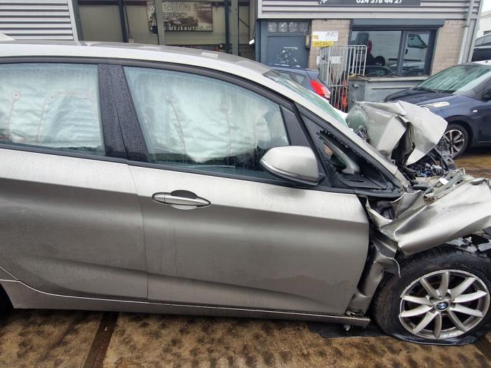BMW 2 serie Active Tourer 218d 2.0 TwinPower Turbo 16V Sloopvoertuig (2015, Zilver)