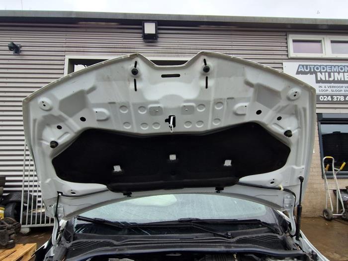 Renault Clio IV Estate/Grandtour 0.9 Energy TCE 90 12V Sloopvoertuig (2019, Wit)