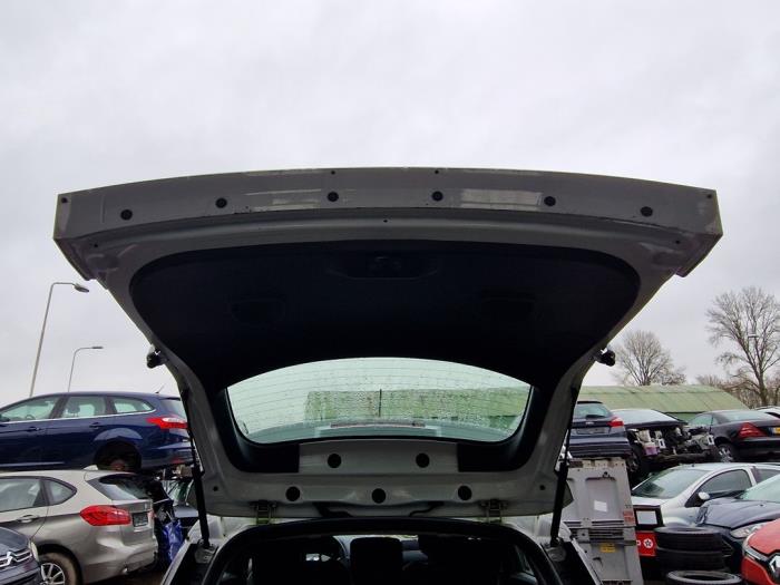 Renault Clio IV Estate/Grandtour 0.9 Energy TCE 90 12V Sloopvoertuig (2019, Wit)