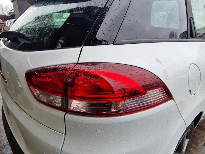 Renault Clio IV Estate/Grandtour 0.9 Energy TCE 90 12V Sloopvoertuig (2019, Wit)