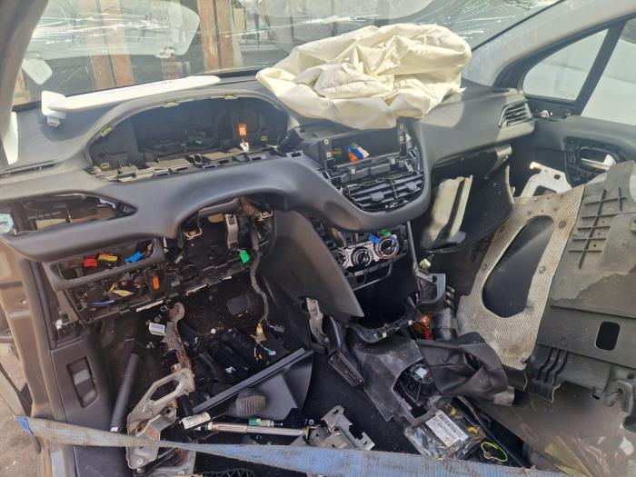 Peugeot 208 I 1.2 Vti 12V PureTech 82 Sloopvoertuig (2018, Grijs)