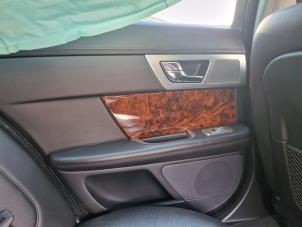 Jaguar XF 3.0 D V6 24V Sloopvoertuig (2012, Grijs)
