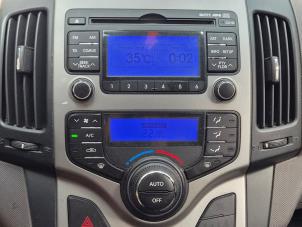 Hyundai i30 1.4 CVVT 16V Sloopvoertuig (2010, Beige)