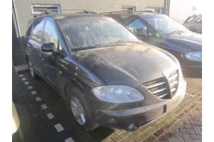 Ssang Yong Rodius 05-