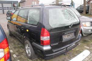 Mitsubishi Space Wagon Dynamo O358794 Donorvoertuig