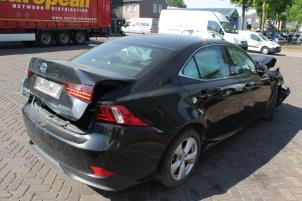 Lexus IS 13-