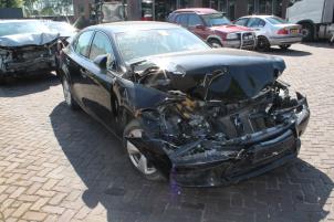 Lexus IS 13-