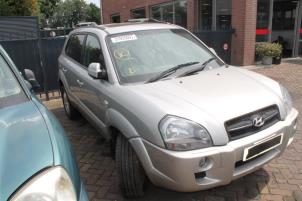 Hyundai Tucson 04-