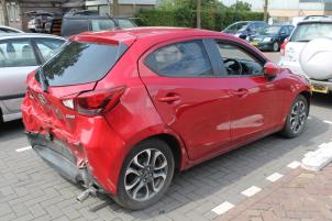 Mazda 2 15-