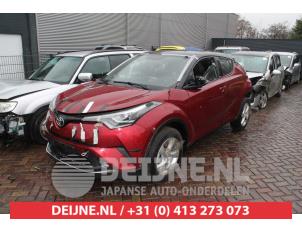 Toyota C-HR 16-