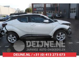 Toyota C-HR 16-
