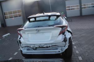 Toyota C-HR 16-