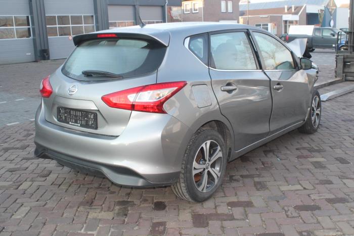 Nissan Pulsar Computer Body Control O348261 Donorvoertuig