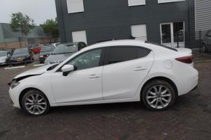 Mazda 3 13-