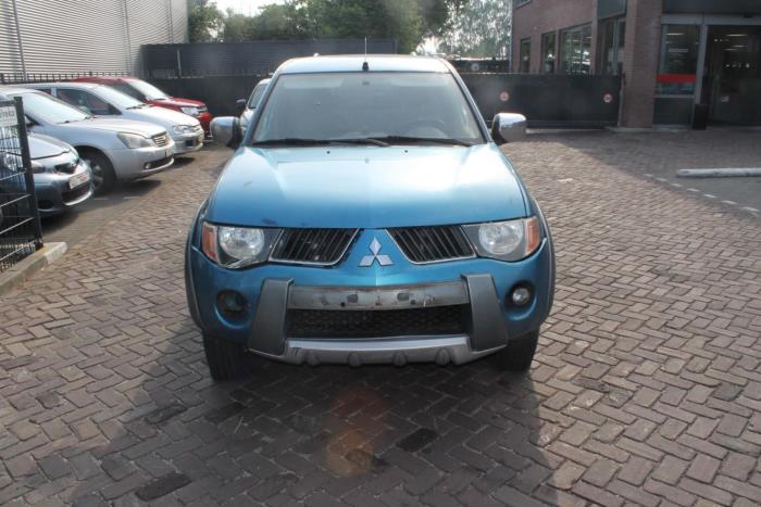 Mitsubishi L200 Aircopomp O347361 Donorvoertuig