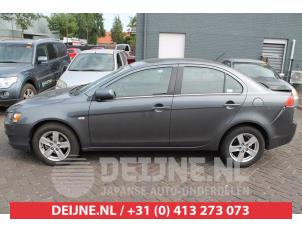 Mitsubishi Lancer Koplamp rechts O451950 Donorvoertuig