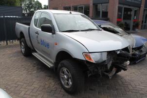 Mitsubishi L200 06-