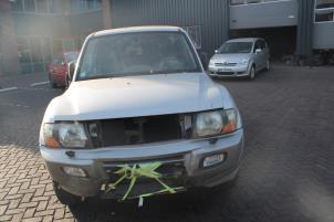 Mitsubishi Pajero 00-
