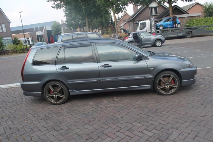 Mitsubishi lancer cs