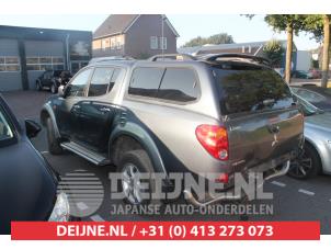 Mitsubishi L200 Front wing, left O269688 Donor vehicle