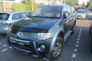 Mitsubishi L200 06-