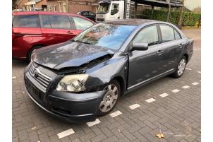 Toyota Avensis CD player O312659 Donor vehicle