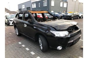 Mitsubishi Outlander 12-