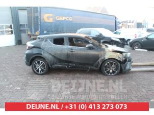 Toyota C-HR 16-