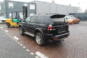 Mitsubishi Pajero Sport 02-