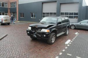 Mitsubishi Pajero Sport 02-