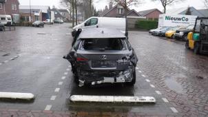 Lexus CT 200h 10-