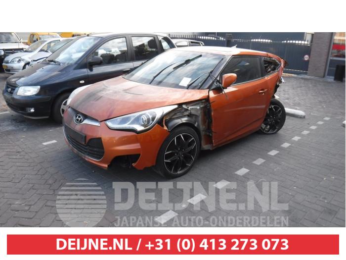 Hyundai Veloster DC/DC converter O515621 Donorvoertuig