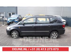 Toyota Avensis Verso 01-