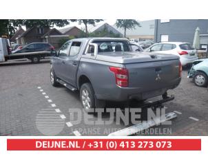 Mitsubishi L200 15-