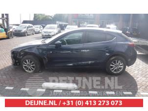 Mazda 3 13-