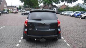 Toyota Rav-4 06-