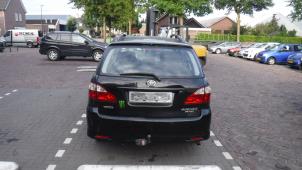 Toyota Avensis Verso 01-