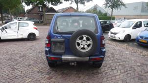 Mitsubishi Pajero 00-