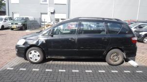 Toyota Avensis Verso 01-