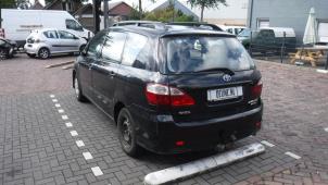 Toyota Avensis Verso 01-