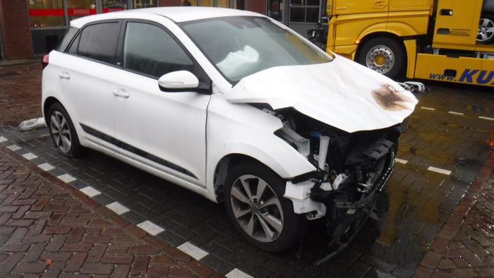 Hyundai I20 Kontaktslot+Sleutel O335005 Donorvoertuig