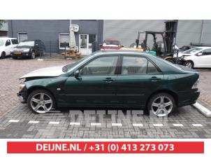 Lexus IS 99-
