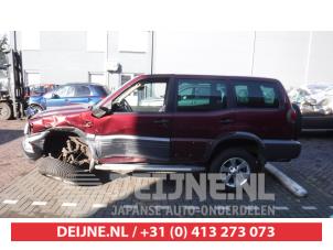 Nissan Terrano II 93-