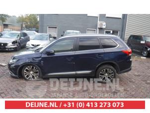 Mitsubishi Outlander 12-