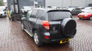 Toyota Rav-4 06-