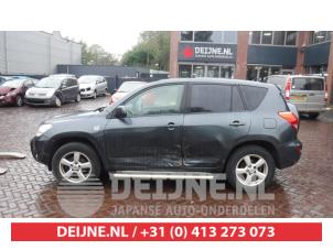 Toyota Rav-4 06-
